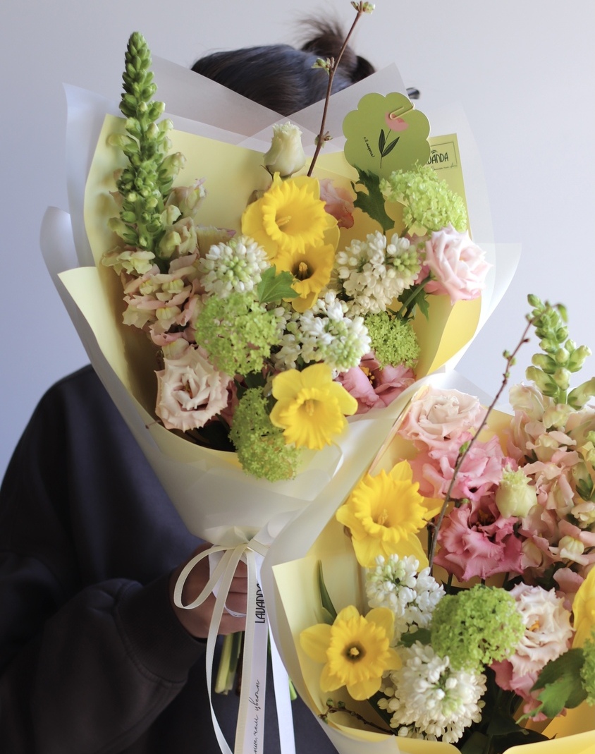 Охапка весенних цветов "Пробуждение"