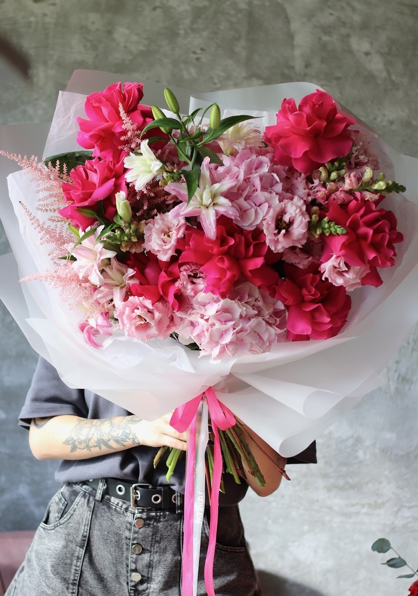 Большой розовый букет "Счастливая случайность"