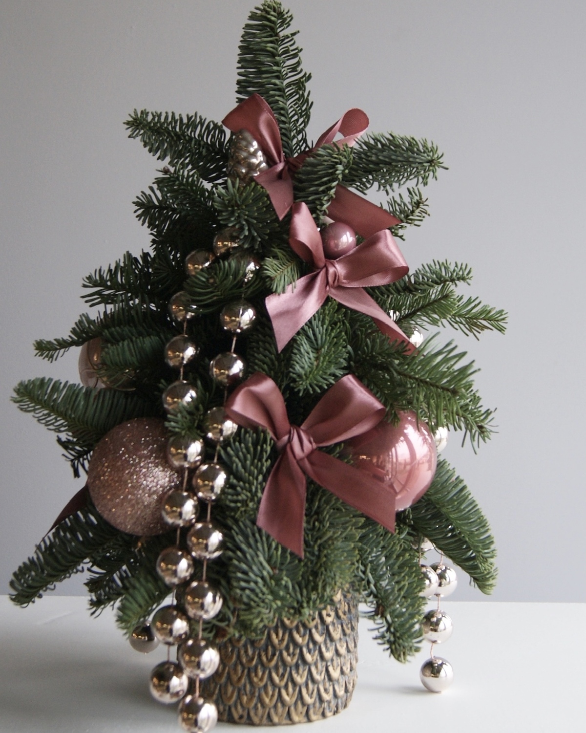 Елочка из живой хвои