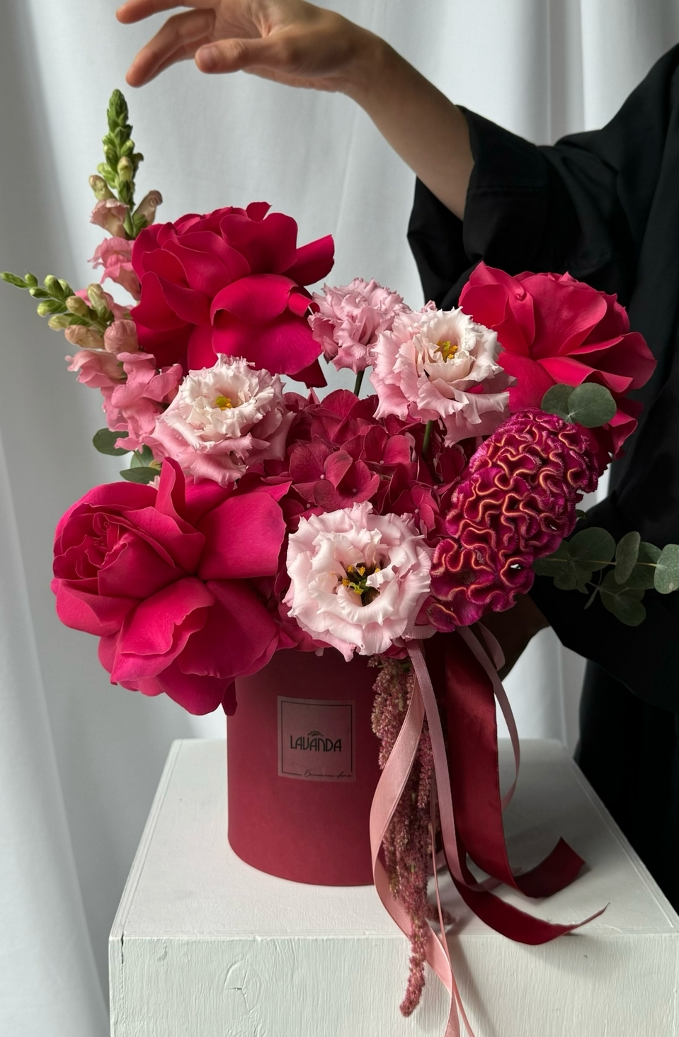 Композиция в ярких оттенках "Она" Композиция в ярких оттенках "Она"